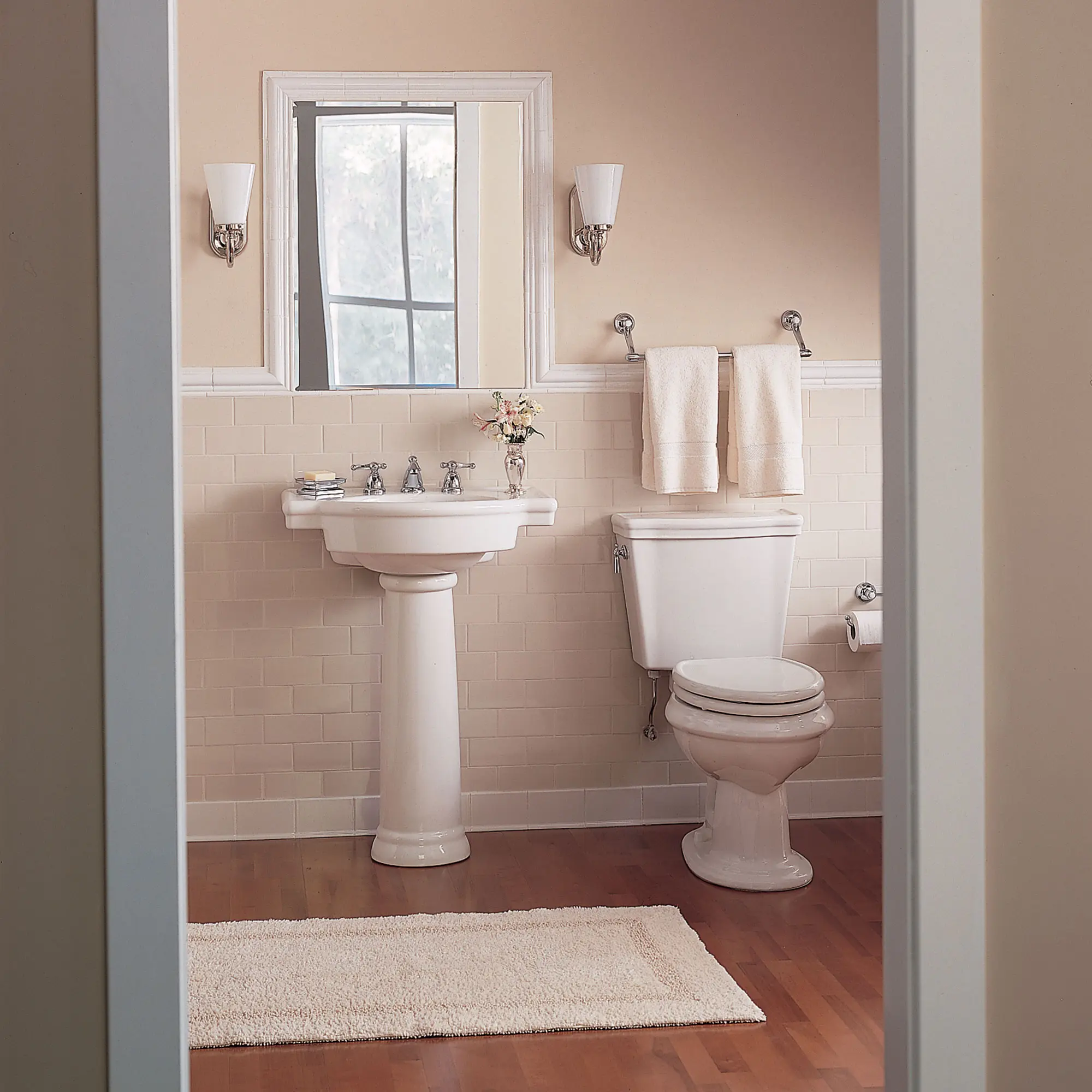 Retrospect® 8-Inch Widespread Pedestal Sink Top and Leg Combination